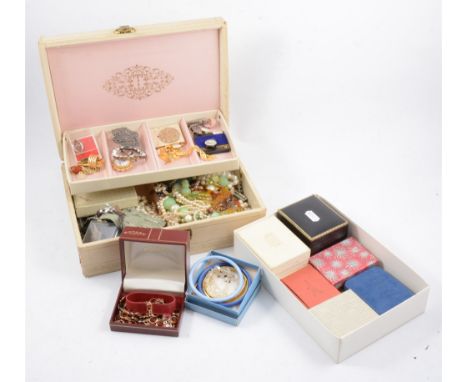 Box of modern and vintage costume jewellery, bead necklaces, brooches, bangles and rings, two RAF sweetheart brooches.