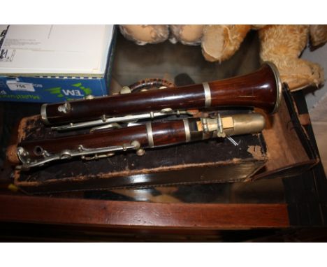 A Metzler &amp; Co. clarinet in carrying case