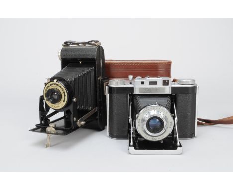 An Agilux Agifold Rangefinder Folding Camera, with 75mm f/4.5 lens, shutter working, body G, elements G, Iin leather case, wi