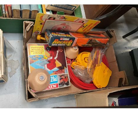 Group of assorted vintage toys to include model railway