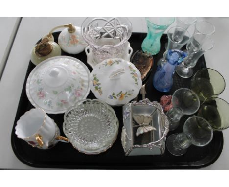 A tray of decorative glass figures, Aynsley lidded pot, table lighter etc 