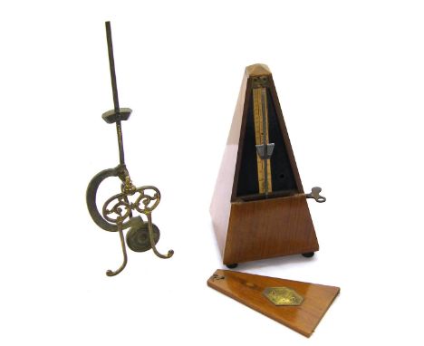 Pinfolds patent metronome, the adjustable slide inscribed 'Pinfolds, Rd no. 12445, Brevete, S.C.D.G', 11" high; together with