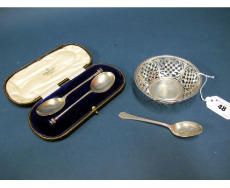 A Pair of Hallmarked Silver Spoons, CWF, Sheffield 1913, each of seal top design, contained in original fitted case; Together