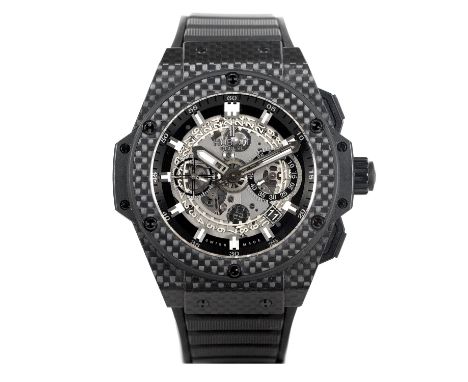 A GENTLEMAN’S CARBON WRISTWATCH, HUBLOT KING POWER Reference number 701QX0140.RX, automatic, the circular skeleton movement w