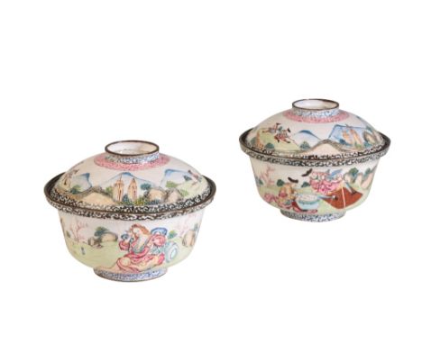 PAIR OF FAMILLE ROSE EUROPEAN SUBJECT ENAMEL BOWLS AND COVERS, QING DYNASTY, 18TH CENTURY, the sides finely painted with figu