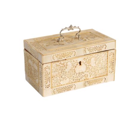 MOTHER OF PEARL EXPORT TEA CADDY, QING DYNASTY, EARLY 19TH CENTURY, the rectangular sides ornately carved with figures, pagod