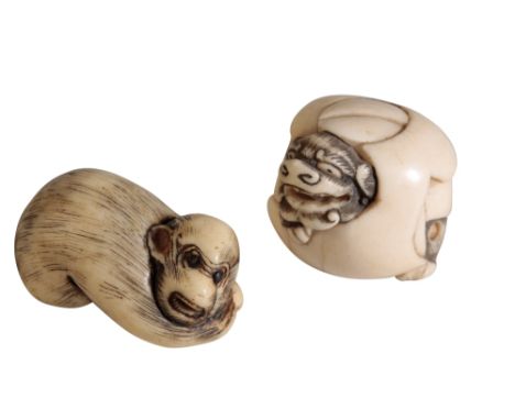 JAPANESE CARVED IVORY NETSUKE, EDO PERIOD, 19TH CENTURY, modelled as a shishi emerging from an egg, 3cm wide; together with a