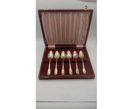 A set of six silver grapefruit spoons hallmarked Sheffield 1954 in a fitted case, total weight 171.5gLocation:If there is no 