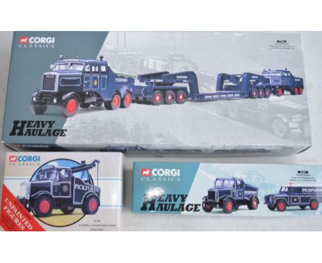 Corgi 1/50 diecast Pickfords vehicle collection to include 16601 Scammell Highwayman Ballast and Land Rover set (models mint)