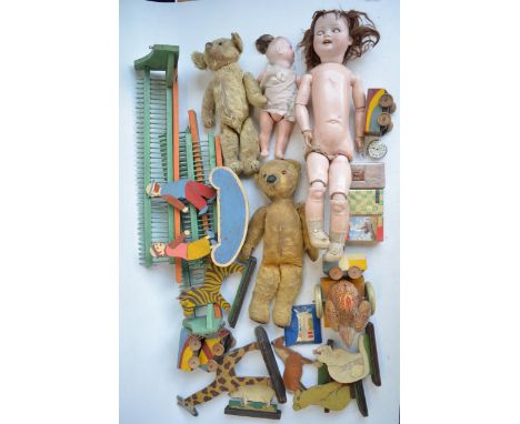 Mixed toy lot to include 2 x vintage teddy bears (no makers marks), 2 x dolls, push along clucking and flapping chicken (in f