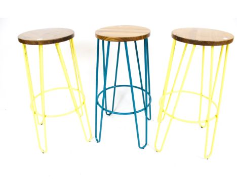 Vintage Retro style : Three circular powder coated steel and pine topped bar stools. H76cm