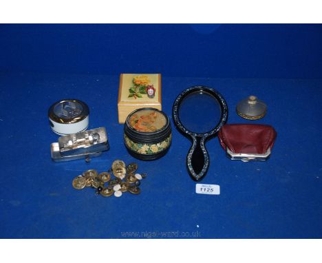 A set of fourteen decorative Brass Buttons made by Solidaire of Paris, a small wooden cotton box with picture of a girl on th