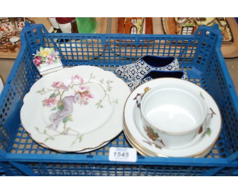 A quantity of china including Royal Worcester fruit Bowls, Royal Worcester Souffle Dish, Plates, etc.