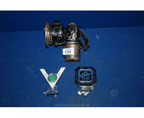 A Carbide Lamp a/f, plus two Car Badges ''Institute of Road Transport Engineers'' and ''Veteran Motorist''