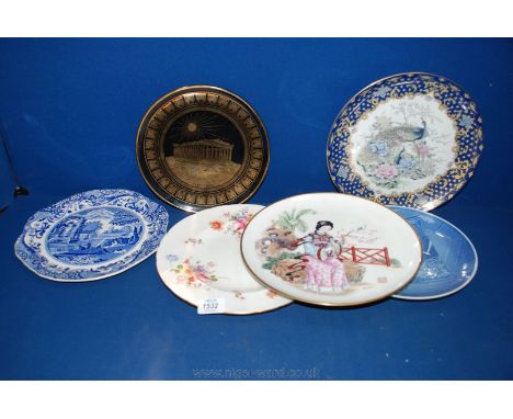 A quantity of Plates including Copenhagen Christmas Plate, Copeland Spode decorative Plate, an Aynsley decorative Plate, Tusc