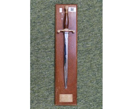 Wilkinson Sword mounted presentation dagger, dedicated to "Burroughs Presidents Honour roll contest premier award May/June 19