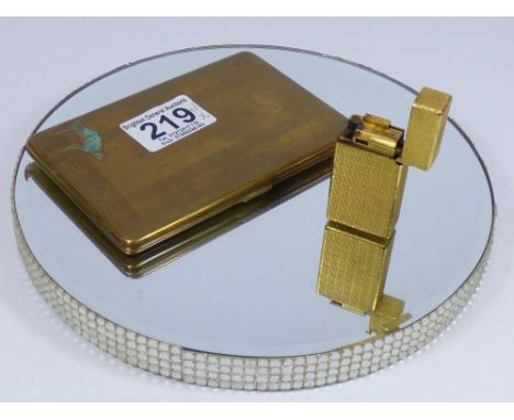 GOLD PLATED FRENCH VINCI CIGARETTE LIGHTER & A VINTAGE CIGARETTE CASE