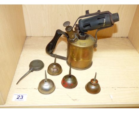 5 X VINTAGE OIL DISPENSERS & BLOWTORCH