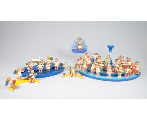 Orchesterengel - Erzgebirge VolkskunstHolz bemalt lackiert, partiell bestoßen, Hubrig, K&E, andere, ca. 32St., Z2-3