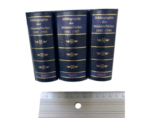 MINIATURE BOOKS -- HEMPEL, S. (&amp;) E. WALTER. Bibliographie der Miniaturbücher. Ein Verzeichnis kleinformatiger Bücher, di