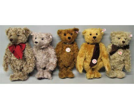 Five Steiff Limited Edition teddy bears, in the Teddy for UK series, comprising 1999 No. 386/3000, 2006 No. 1278/3000, 2008 N