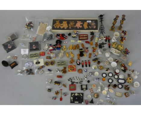 A collection of miniatures including dolls house accessories and figurines, Steiff Teddy Pin-Set, EAN 605864, 'Girle Golly', 