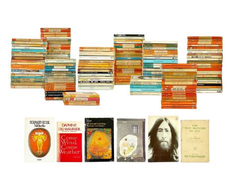 Penguin Books Over a hundred titles A large collection consisting of early first Penguins (and indeed some Pelican's), to a h