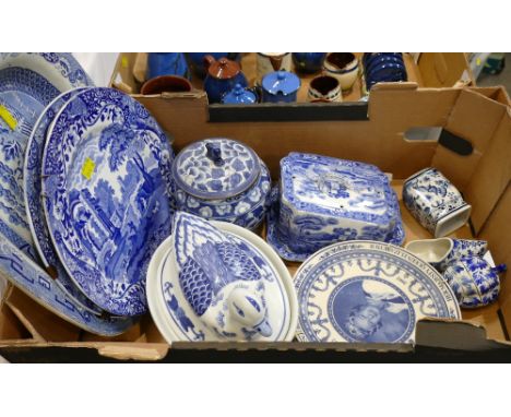 Box of blue and white china including Spode Italian and Spode's Tower