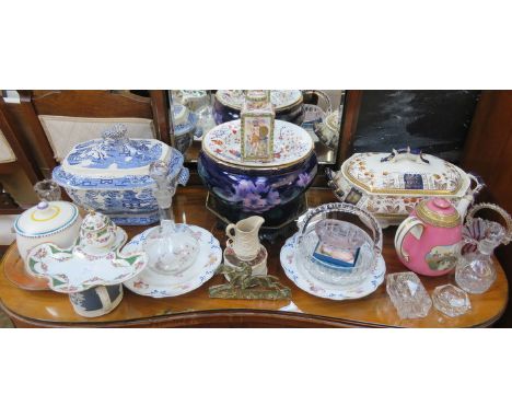 MIXED LOT OF CERAMICS AND GLASS INCLUDING POOLE BISCUIT BARREL, EARLY DERBY FLORAL SOUP DISH, JARDINIERE, PRATT WARE TEAPOT, 