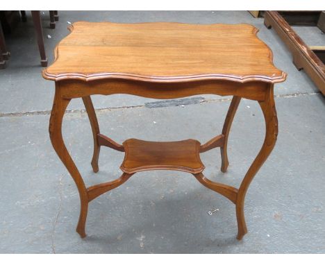 SHAPED TOPPED MAHOGANY PARLOUR TABLE 