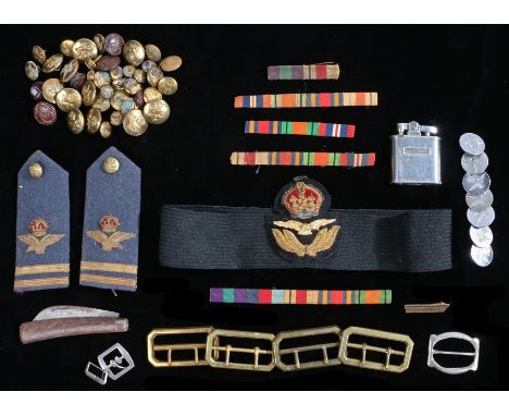 A pair of Second World War Royal Air Force tropical mess dress epaulettes for the rank of Flight Lieutenant, R.A.F. Officers 