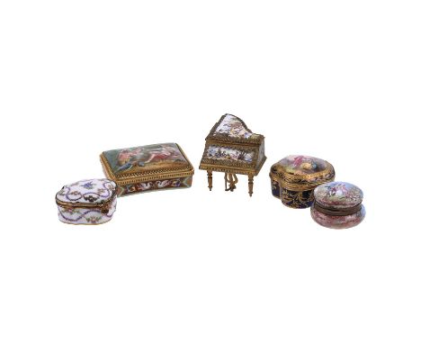 A GROUP OF FIVE BOXESTo include: a Vienna style porcelain rectangular box, circa 1900, the cover decorated with a faun, cheru