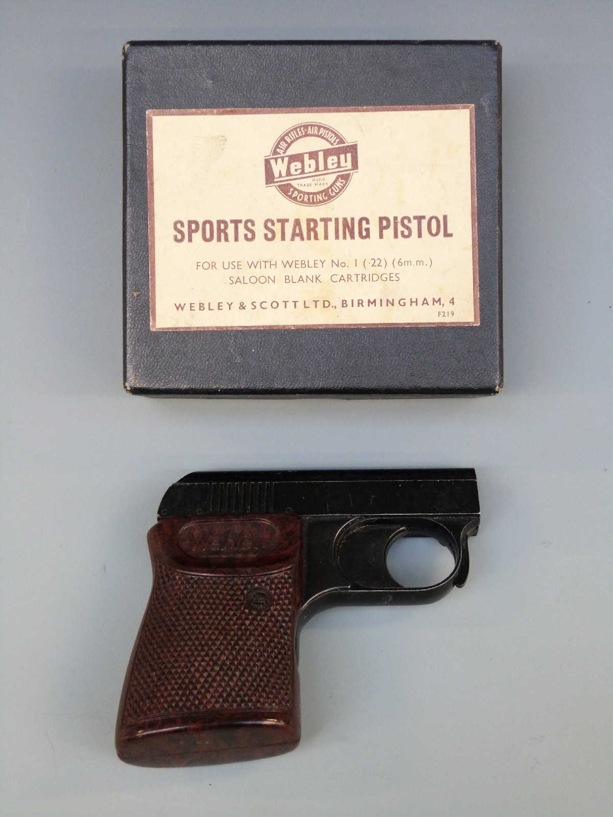 ley & Scott Sports starting pistol MK I .22 F219, in original box