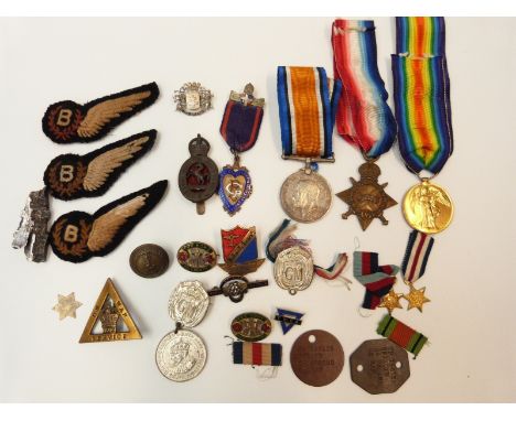 WWI medal trio awarded to 018883 Pte C.Broome Army Service Corps, comprising 1914/1915 Star, War Medal and Victory Medal, lat