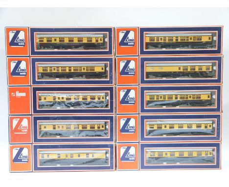 Ten Lima 00 gauge GWR coaches, all in original boxes