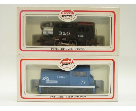 Two Bachmann H0/00 gauge locomotives DDT Plymouth Industrial Diesel Conrail 6679 and 0-4-0 Steam Loco B & O 6505, both in ori