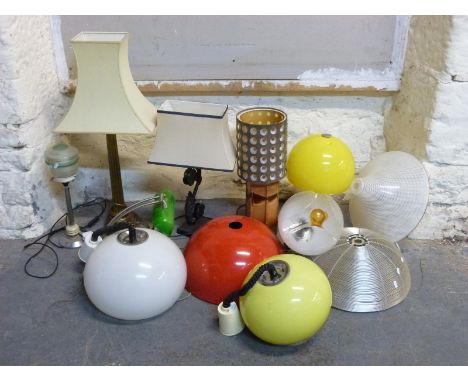 A quantity of various table lamps and lamp shades including some retro style examples 