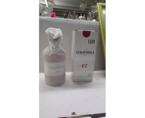 A boxed Strathisla 12 year Speyside single malt scotch whisky. 