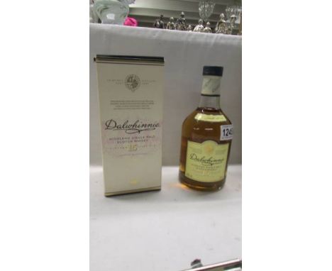 A boxed Dalhwhinnie 15 year Highland single malt scotch whisky. 