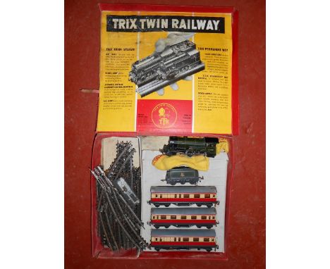 Trix Twin railway set in box, engine, tender, 3 carriages & track Reserve: £45