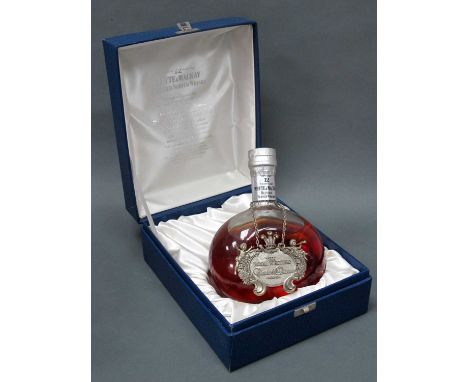 Whisky - Whyte &amp; Mackay Blended Scotch Whisky De Luxe 12 Years Old, commemorating the marriage of The Prince Of Wales and