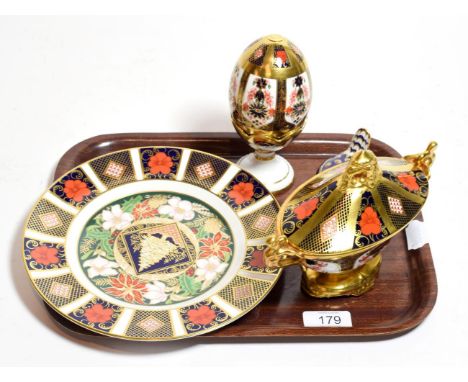 A group of Royal Crown Derby Imari pattern ceramics, including a ''The first Royal Crown Derby Christmas plate 1991'' Limited