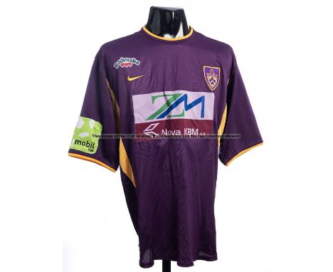 NK Maribor purple No.21 jersey,short-sleeved This was a kitmen swap on the occasion of the pre-season friendly match v Arsena