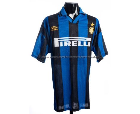 FC Inter blue & black striped No.20 jersey from the pre-season friendly v Arsenal played at Highbury 10th August 1995,short-s