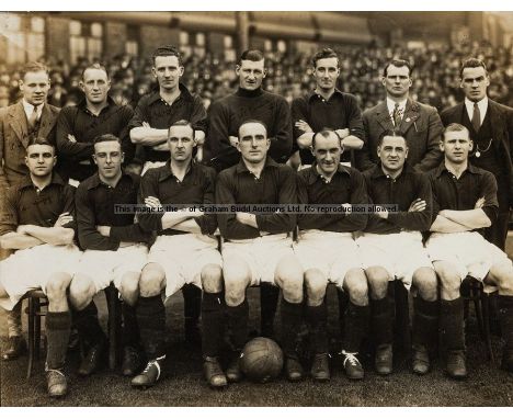 Fine fully-signed photograph of the Arsenal 1931 F.A. Charity Shield winning team,11 1/2 by 14 1/2in. b&w, publisher's backst