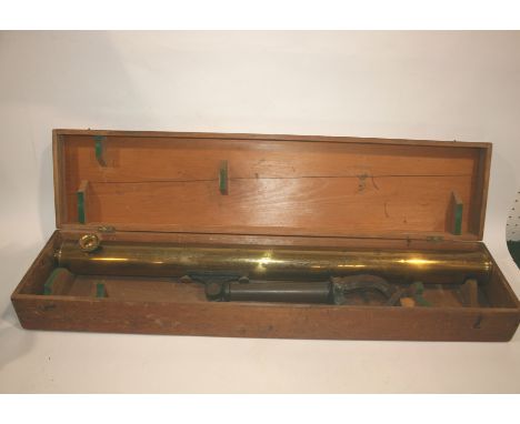 LARGE BRASS TELESCOPE & TRIPOD - REYNOLDS a large one drawer brass telescope by Harvey Reynolds, Leeds. With an attached meta