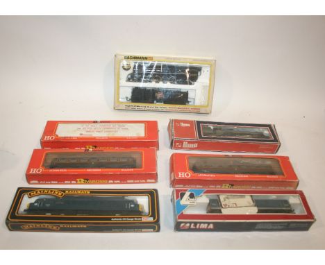 BACHMANN BOXED SET a boxed HO Gauge No 40062 6218 Canadian National Locomotive and tender, also with a boxed Rivarossi  1348 