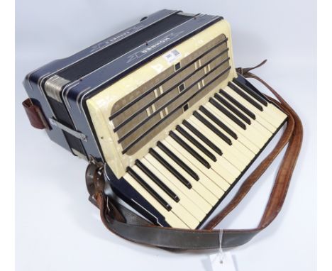Hohner 24 Bass Piano Accordion   Condition Report   Click here for further images, condition, auction times & delivery costs