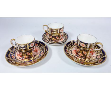 Two Royal Crown Derby Imari pattern coffee cans and saucers, teacup and saucer and three other saucers (9)   Condition Report