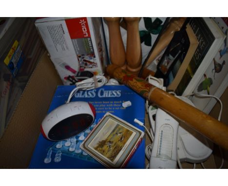 A very mixed lot including boxed Irish Linen napkins, a boxed glass chess set, a Logic digital alarm clock, a BT F1025 teleph